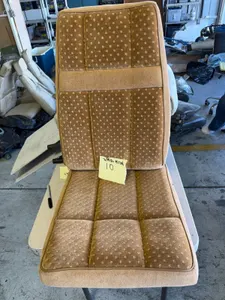 Beechcraft short body 3rd (jumpseat) P/N 102-530095-615